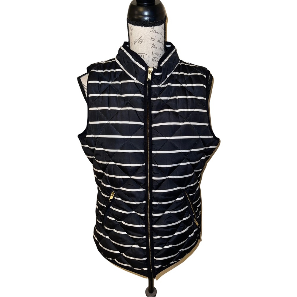 Crown & Ivy Vest